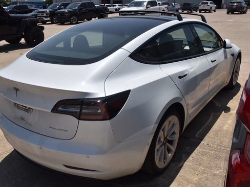Used 2021 Tesla Model 3 Long Range AWD/4WD image 5
