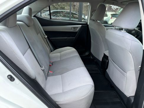 Used 2014 Toyota Corolla LE image 19