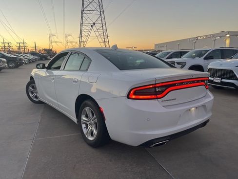 Used 2023 Dodge Charger SXT image 3