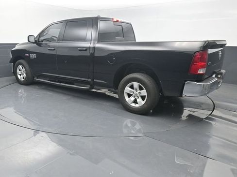 Used 2020 RAM 1500 Classic SLT RWD image 3