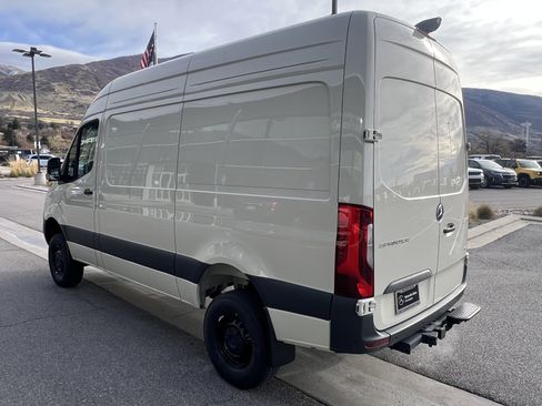 New 2025 Mercedes-Benz Sprinter 2500 image 8
