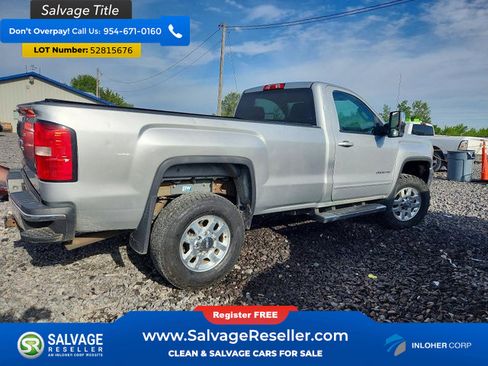 Used 2015 GMC Sierra 2500 SLE w/ SLE Preferred Package AWD/4WD image 4