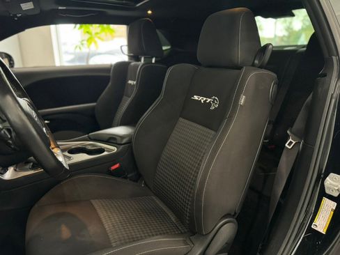 Used 2020 Dodge Challenger SRT Hellcat RWD image 13