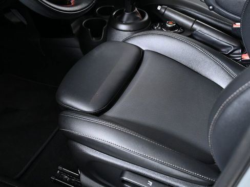 Used 2021 MINI Cooper S w/ 6.5" Touchscreen Package FWD image 30