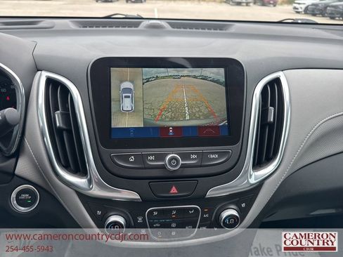 Used 2018 Chevrolet Equinox Premier FWD image 12