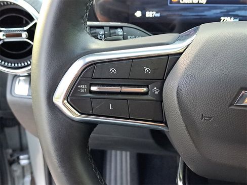 Used 2025 Chevrolet Equinox LT image 19