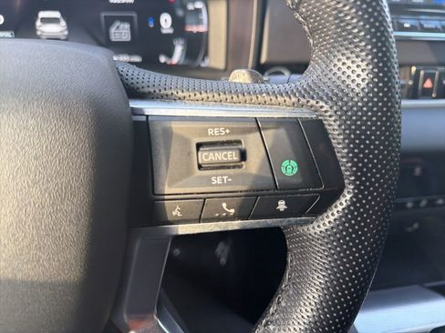 Used 2023 Mitsubishi Outlander SEL image 6