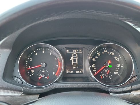 Used 2016 Volkswagen Passat 1.8T SE image 9