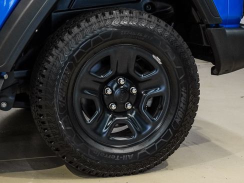 Used 2022 Jeep Wrangler Sport AWD/4WD image 43