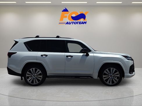 New 2026 Lexus LX 700h Luxury AWD/4WD image 5