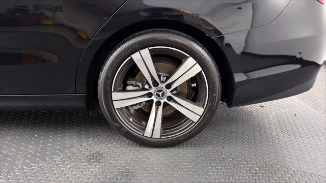 Used 2023 Mercedes-Benz C 300 Sedan image 36