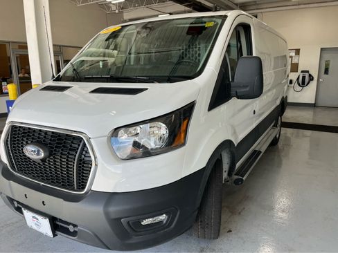 Used 2025 Ford Transit 250 Low Roof w/ Exterior Upgrade Package RWD image 3