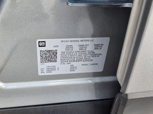 Certified 2023 Cadillac XT4 Premium Luxury w/ Driver Assist Package image 32