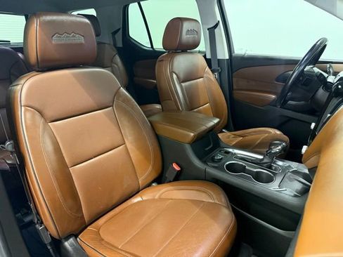 Certified 2021 Chevrolet Traverse High Country w/ LPO, Floor Liner Package AWD/4WD image 34