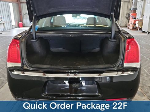 Used 2017 Chrysler 300 Limited w/ Value Package AWD/4WD image 3