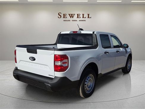 New 2026 Ford Maverick XL image 4