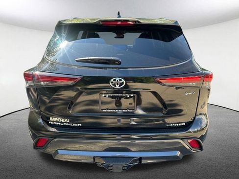 New 2026 Toyota Highlander Limited AWD/4WD image 8