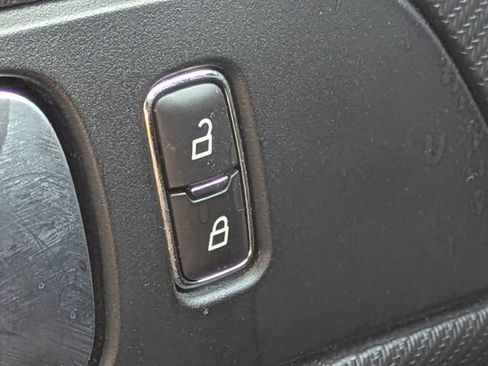 Used 2024 Ford Mustang Premium image 30