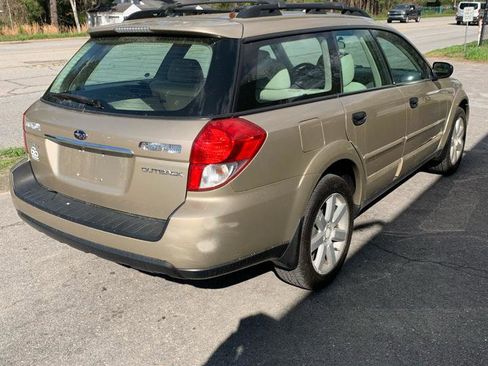 Used 2009 Subaru Outback 2.5i Special Edition image 4