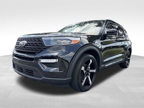Used 2022 Ford Explorer Limited w/ Equipment Group 301A RWD image 1