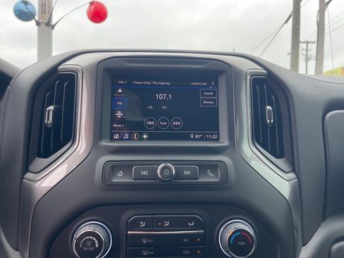 Used 2025 Chevrolet Silverado 1500 Custom w/ LPO, Dark Essentials Package image 5