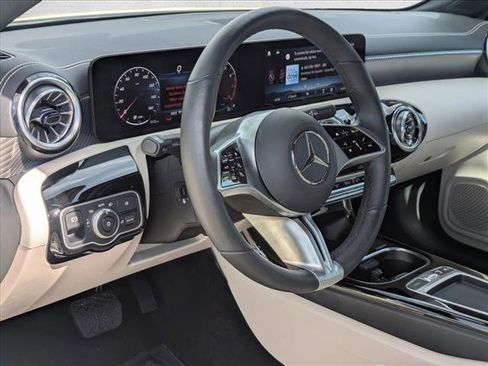 Certified 2026 Mercedes-Benz GLE 350 4MATIC image 10