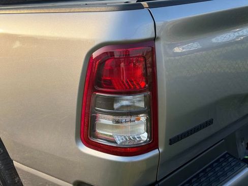 Used 2022 RAM 1500 Big Horn AWD/4WD image 9