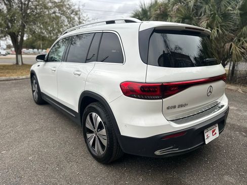 Used 2023 Mercedes-Benz EQB 250+ image 9