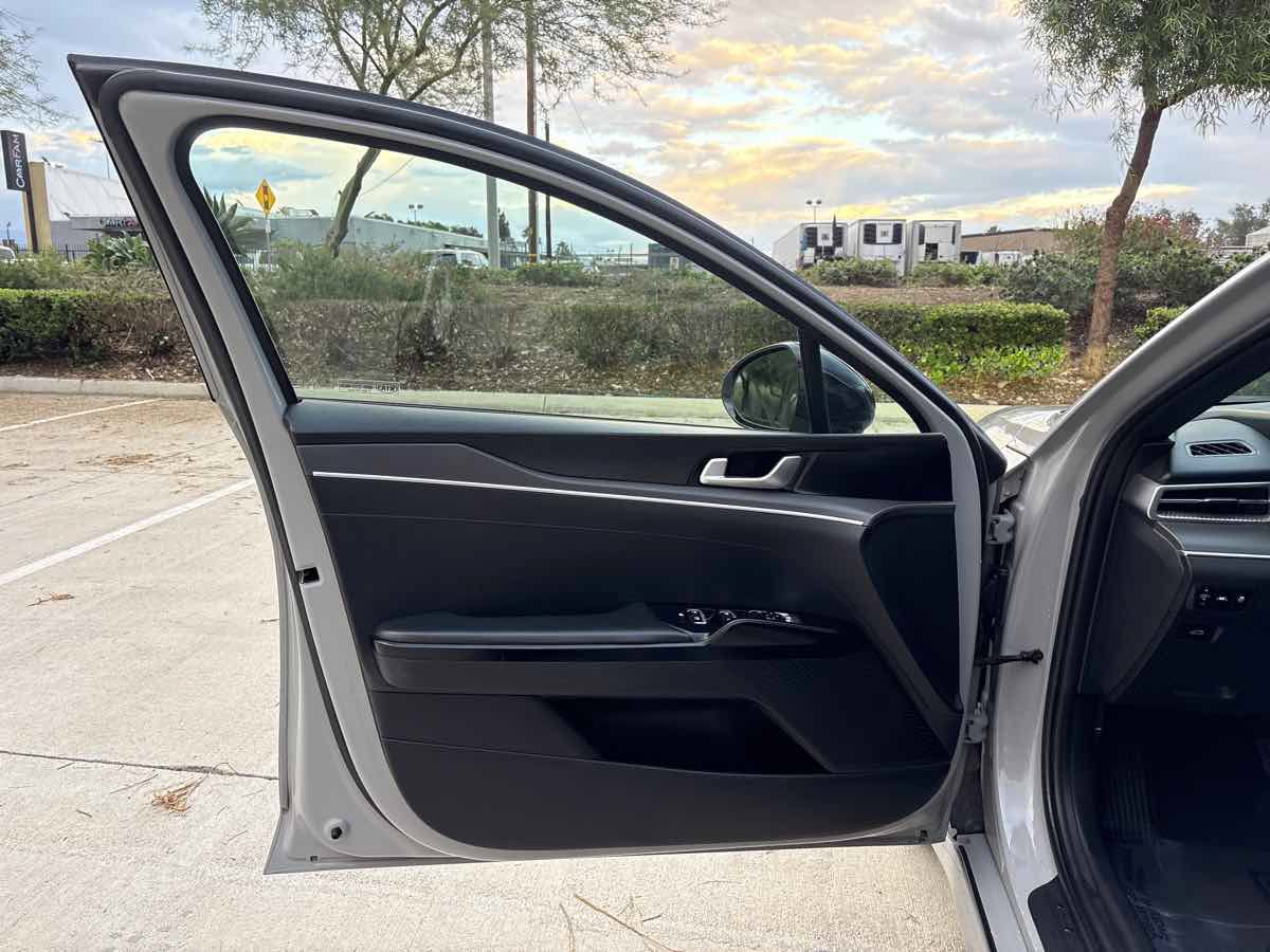 Used 2021 Kia K5 GT-Line w/ GT-Line FWD Premium Package image 18