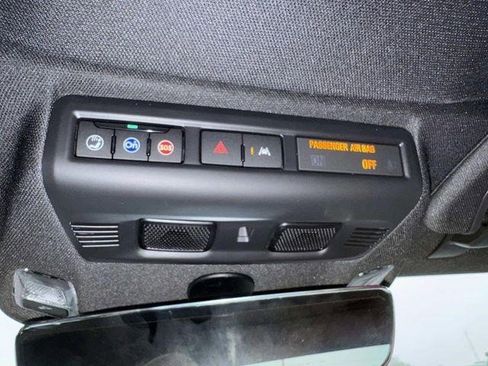 Certified 2025 Chevrolet Corvette Stingray w/ Z51 Performance Package image 20