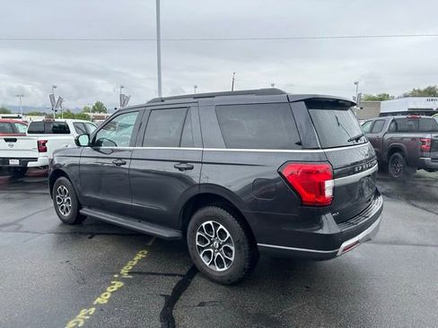 Used 2024 Ford Expedition XLT AWD/4WD image 7