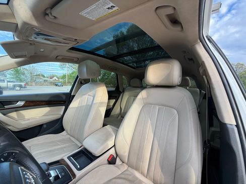 Used 2018 Audi Q5 2.0T Premium Plus w/ Premium Plus Package image 36