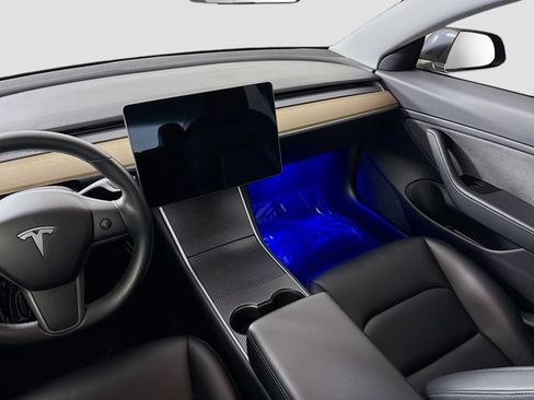 Used 2018 Tesla Model 3 Long Range AWD/4WD image 22