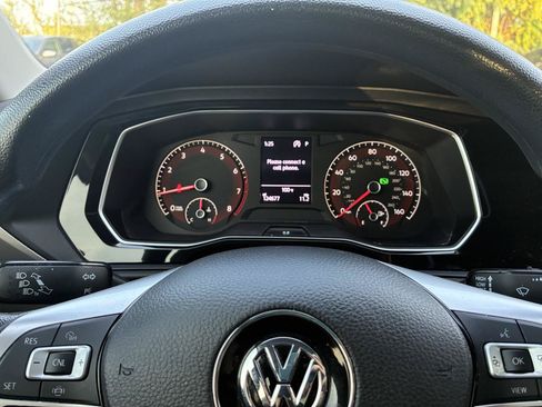 Used 2019 Volkswagen Jetta SE FWD image 30