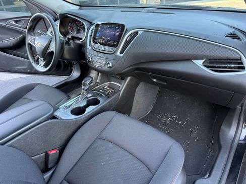 Used 2024 Chevrolet Malibu LT w/ Midnight Edition image 13