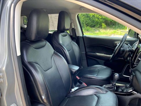 Used 2020 Jeep Compass Limited AWD/4WD image 7
