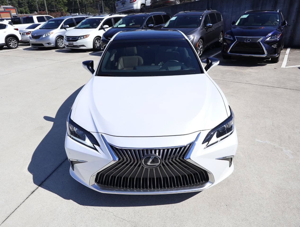 Used 2019 Lexus ES 350 w/ Accessory Package 2 FWD image 11