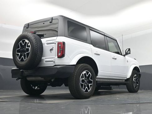 Used 2023 Ford Bronco Outer Banks image 48