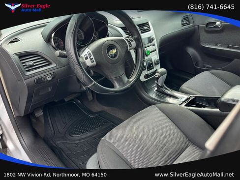 Used 2009 Chevrolet Malibu LT FWD image 8