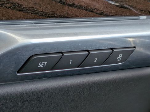 Certified 2026 Cadillac Escalade ESV Platinum Sport AWD/4WD image 25