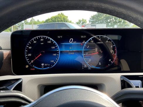 Used 2023 Mercedes-Benz CLA 250 w/ Premium Package image 13