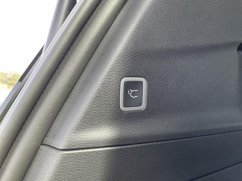 New 2026 Chrysler Pacifica Limited w/ S Appearance Package FWD image 48