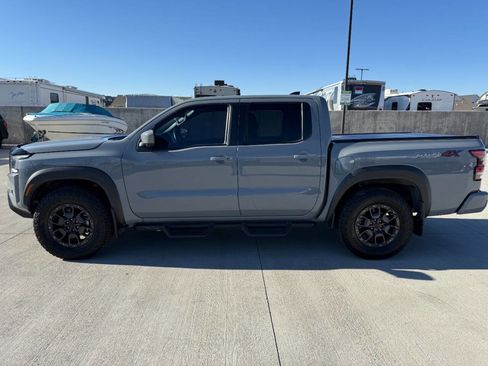 Used 2023 Nissan Frontier PRO-4X w/ Pro-4X Premium Package image 6