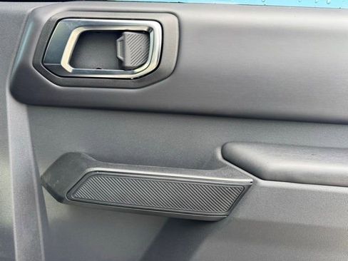 New 2025 Ford Bronco Outer Banks image 18