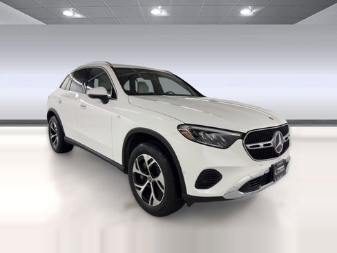 Certified 2025 Mercedes-Benz GLC 350e 4MATIC image 7