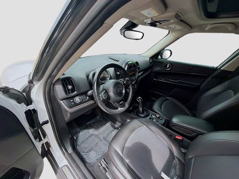 Used 2019 MINI Cooper Countryman ALL4 w/ Premium Package AWD/4WD image 7