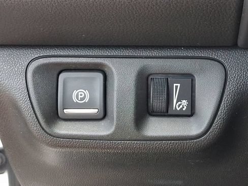 Used 2023 GMC Acadia SLT AWD/4WD image 9
