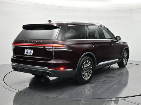 Used 2020 Lincoln Aviator 2WD w/ Class IV Trailer Tow Package image 5