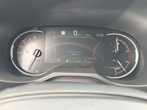 Used 2025 Toyota RAV4 XLE FWD image 26