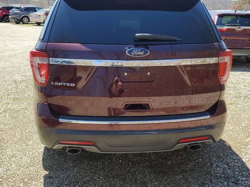Used 2018 Ford Explorer Limited image 5